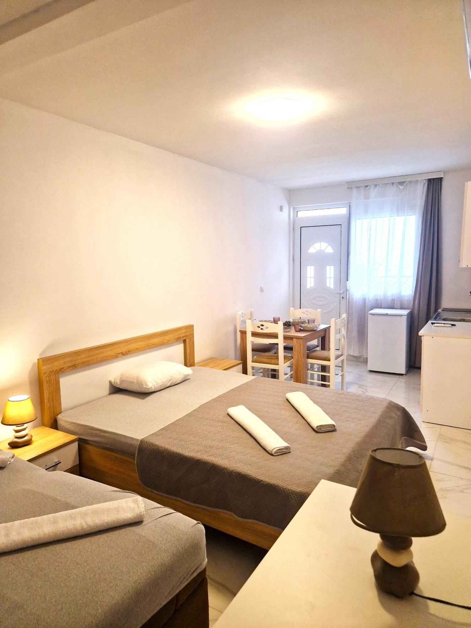 Ivana Apartments 乌尔齐尼 外观 照片
