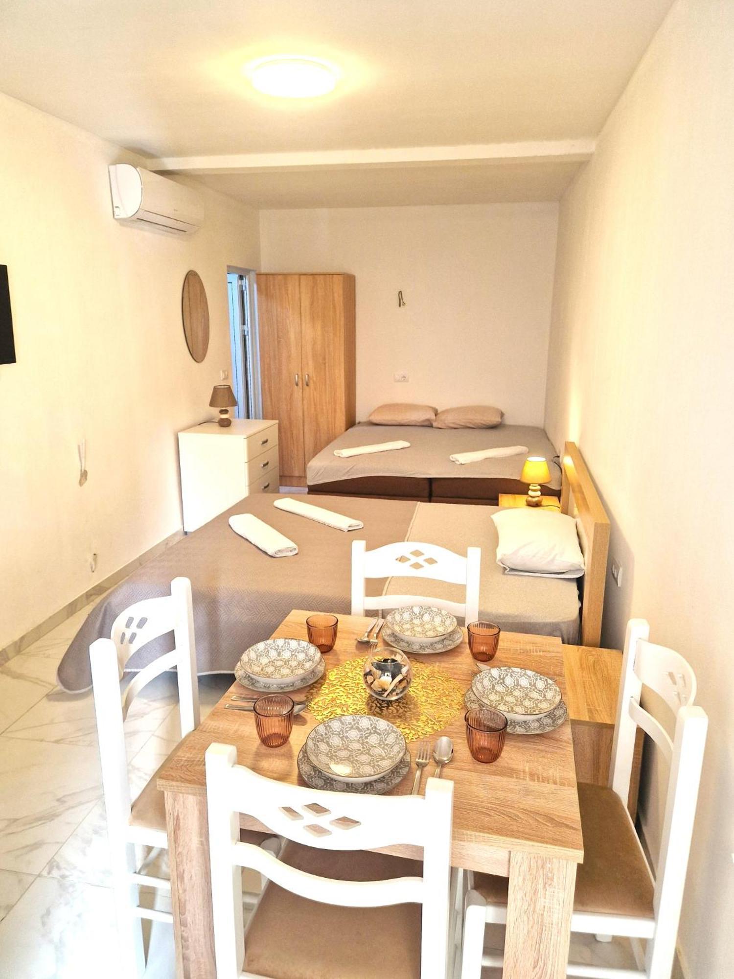 Ivana Apartments 乌尔齐尼 外观 照片