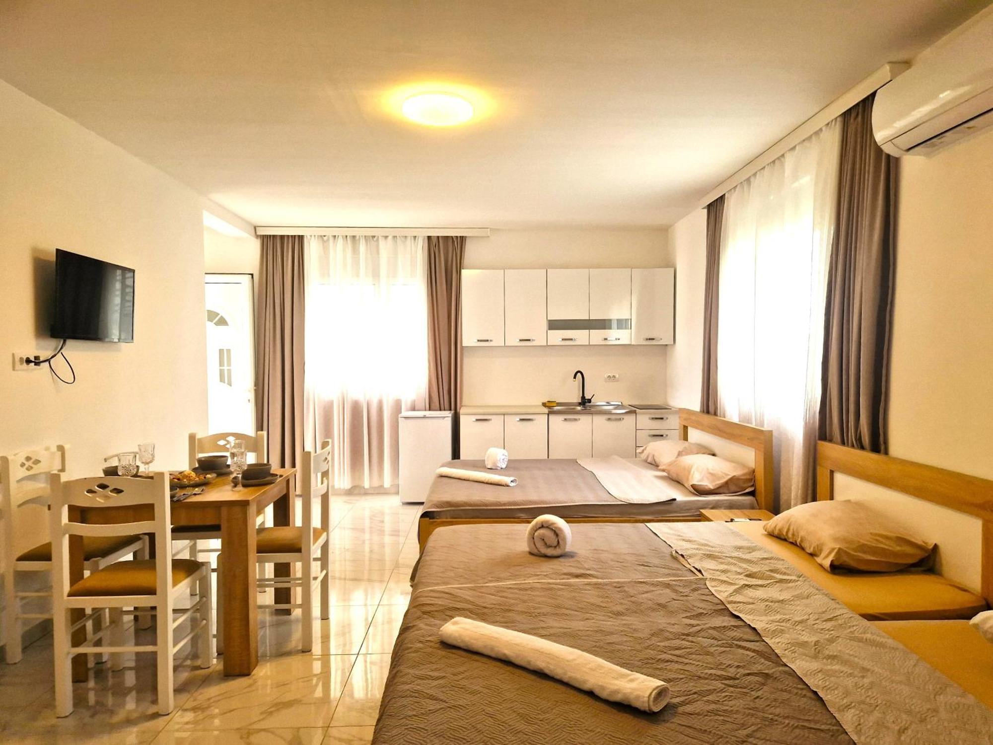 Ivana Apartments 乌尔齐尼 外观 照片