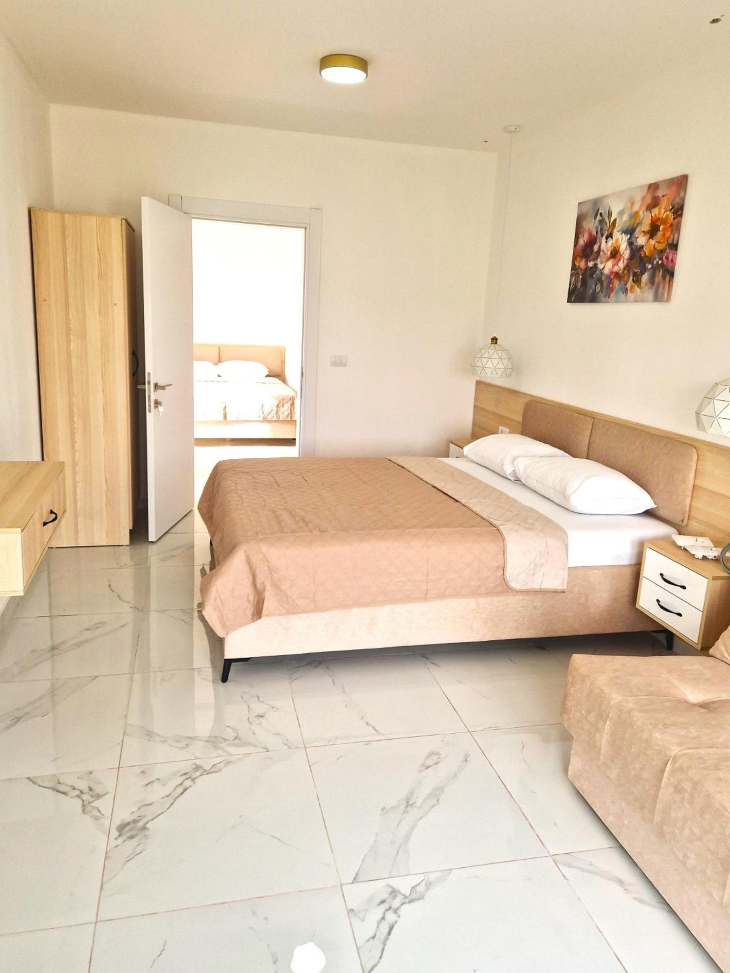 Ivana Apartments 乌尔齐尼 外观 照片